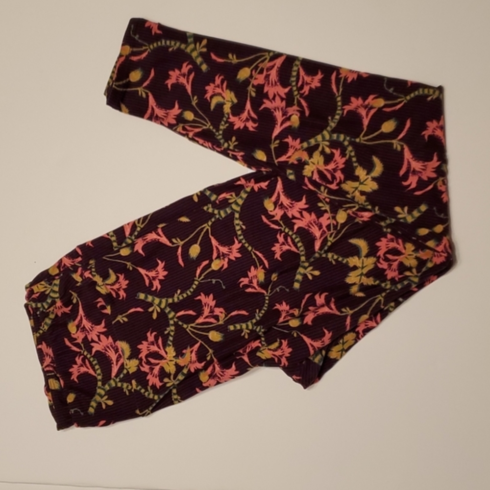 LuLaRoe Leggings - Tall & Curvy - Pink & Purple & Purple Flower Design
